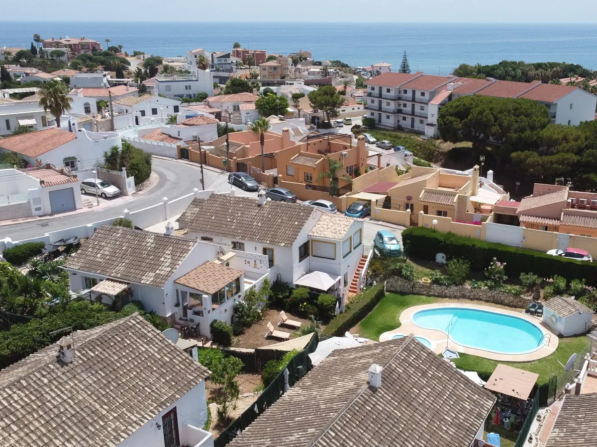 216b8b76-da5d-491d-beab-278897114635