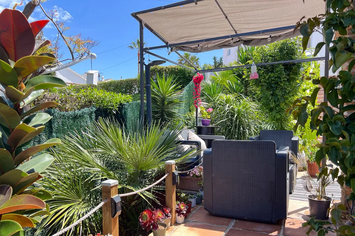 6c5836a8-bf3b-4ed3-886b-2ae30f9c8ed0