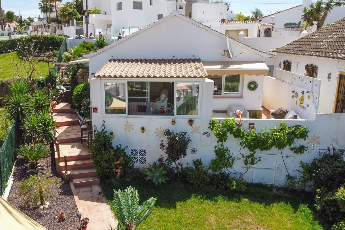 ba0c9efc-8829-4ddc-a263-366a36345146