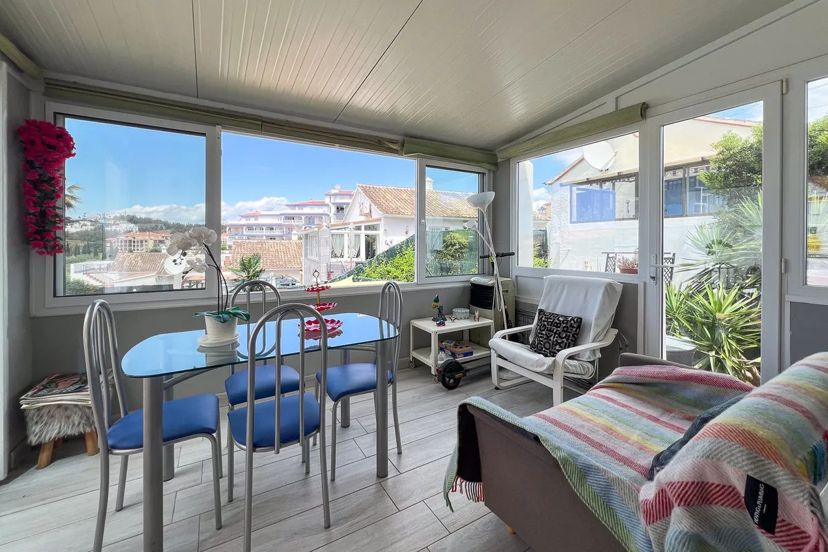 bf40c3b3-a56f-48d0-a3e4-46cd323f2d0d