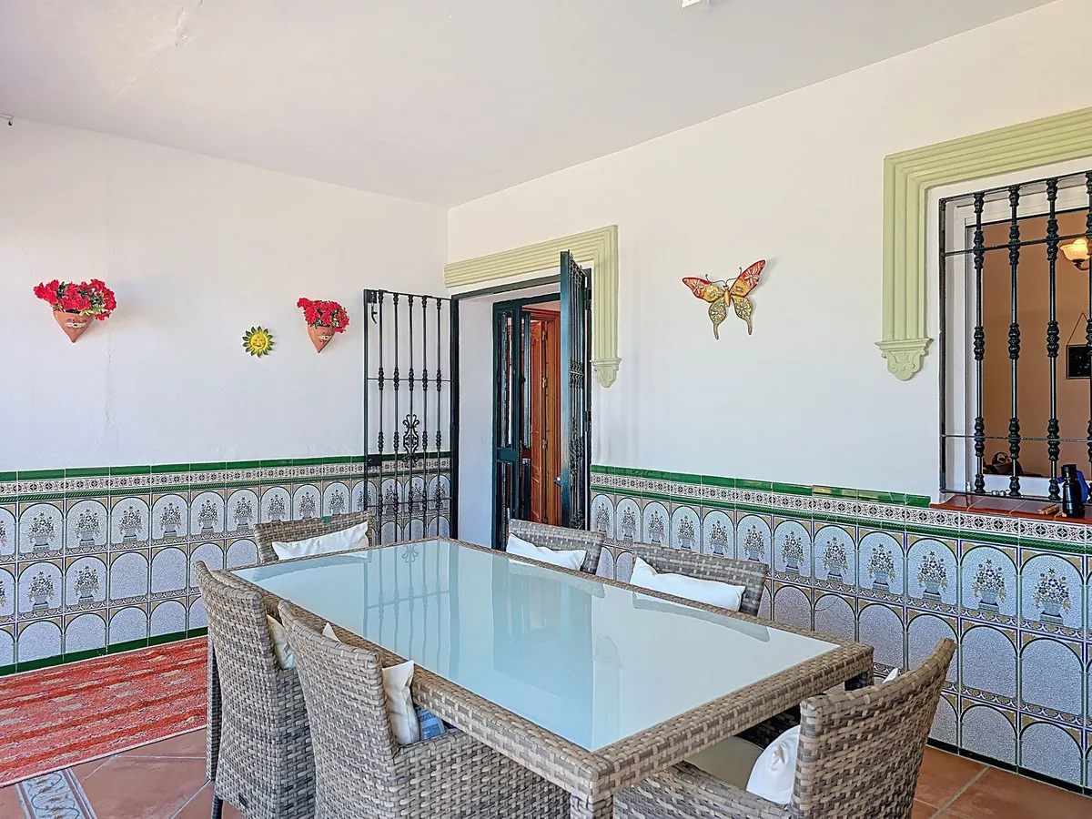 016c5974-7491-4fde-88a5-4089a64be8bd