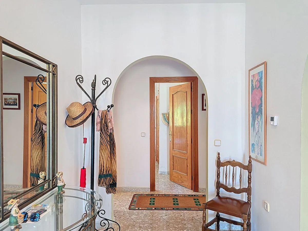 3984ff63-dc94-467b-8978-2000daaa5642