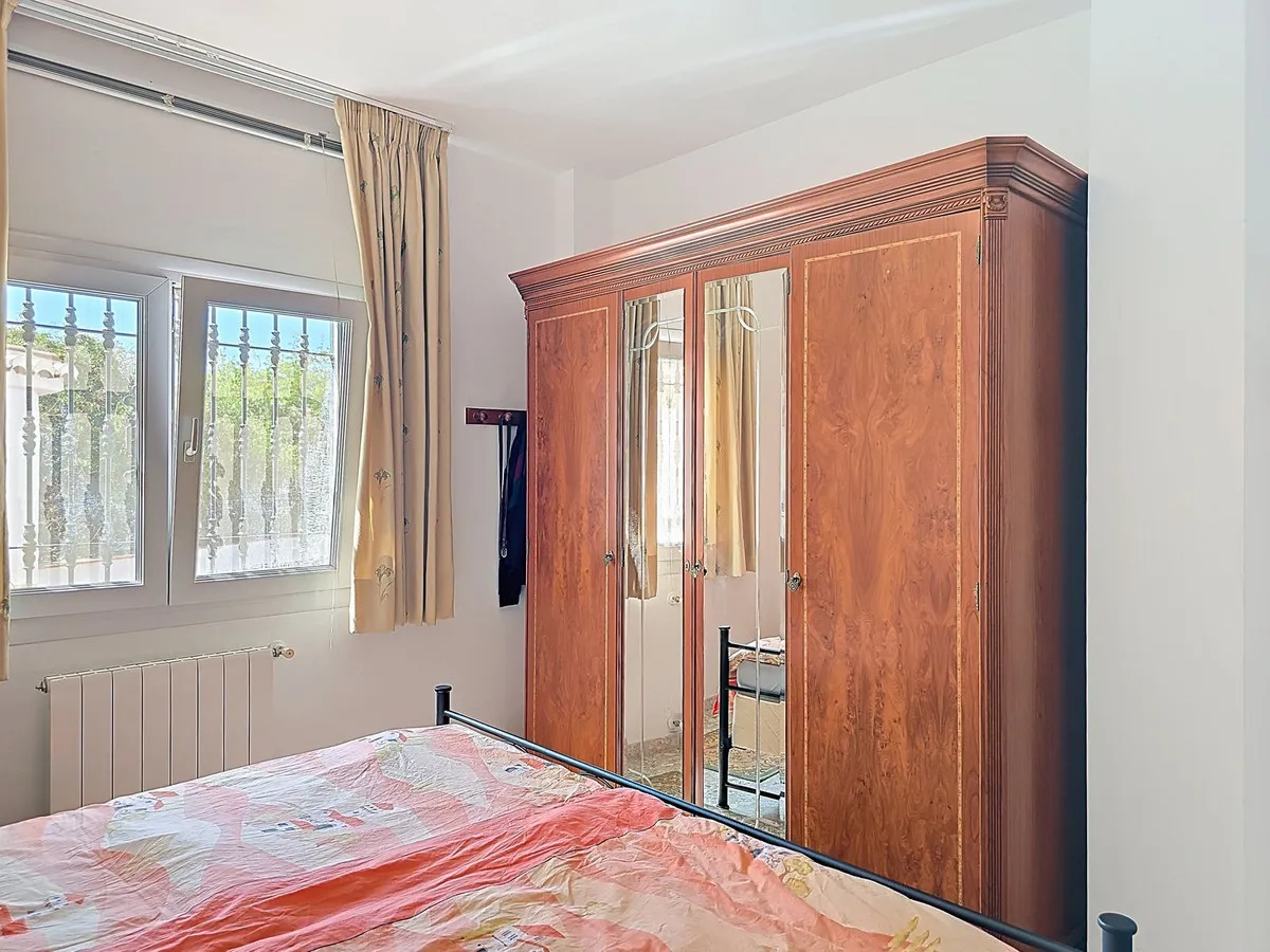 45a5e99c-33f4-4c41-8a76-7a7e4a221f73