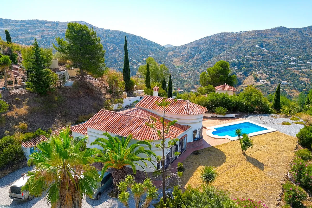 8741a844-7148-44ee-bdf6-6c0459ffd343