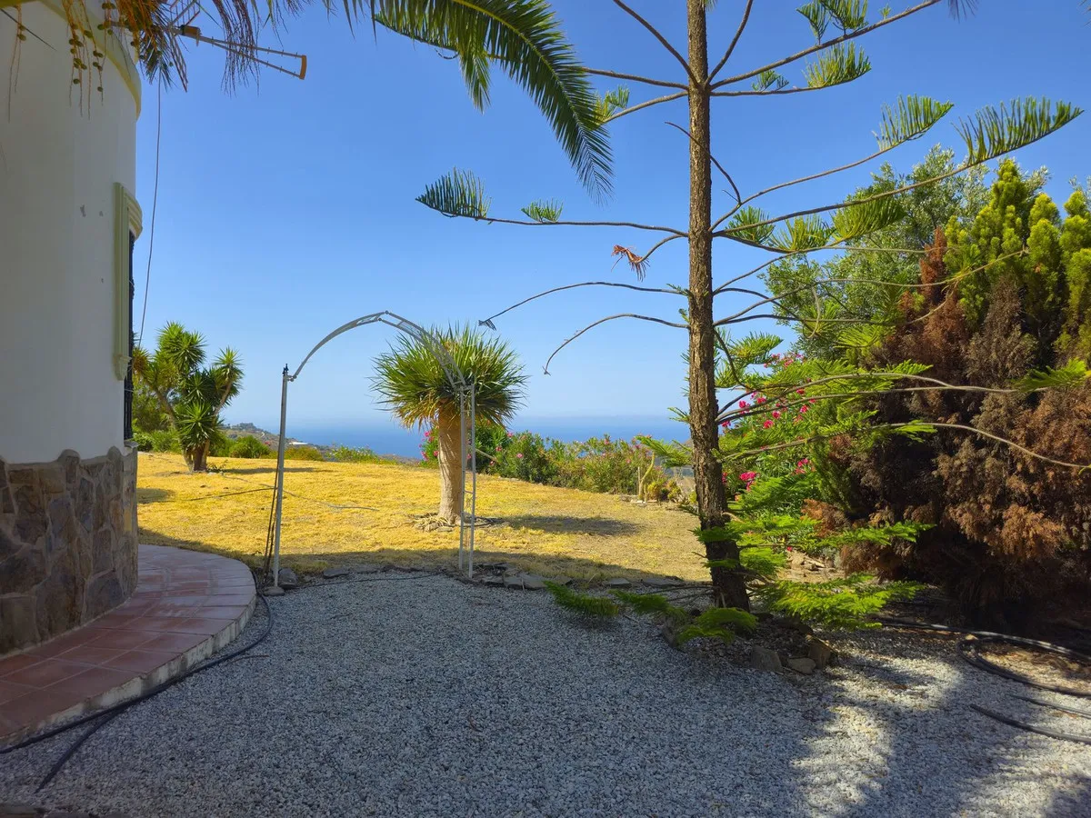 9d6d9c66-f489-4b3f-b6e0-7f6805c52a06