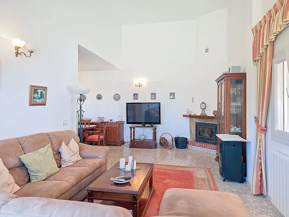 c0ef4a12-3ab2-4bd1-a9ef-c79c506479ec