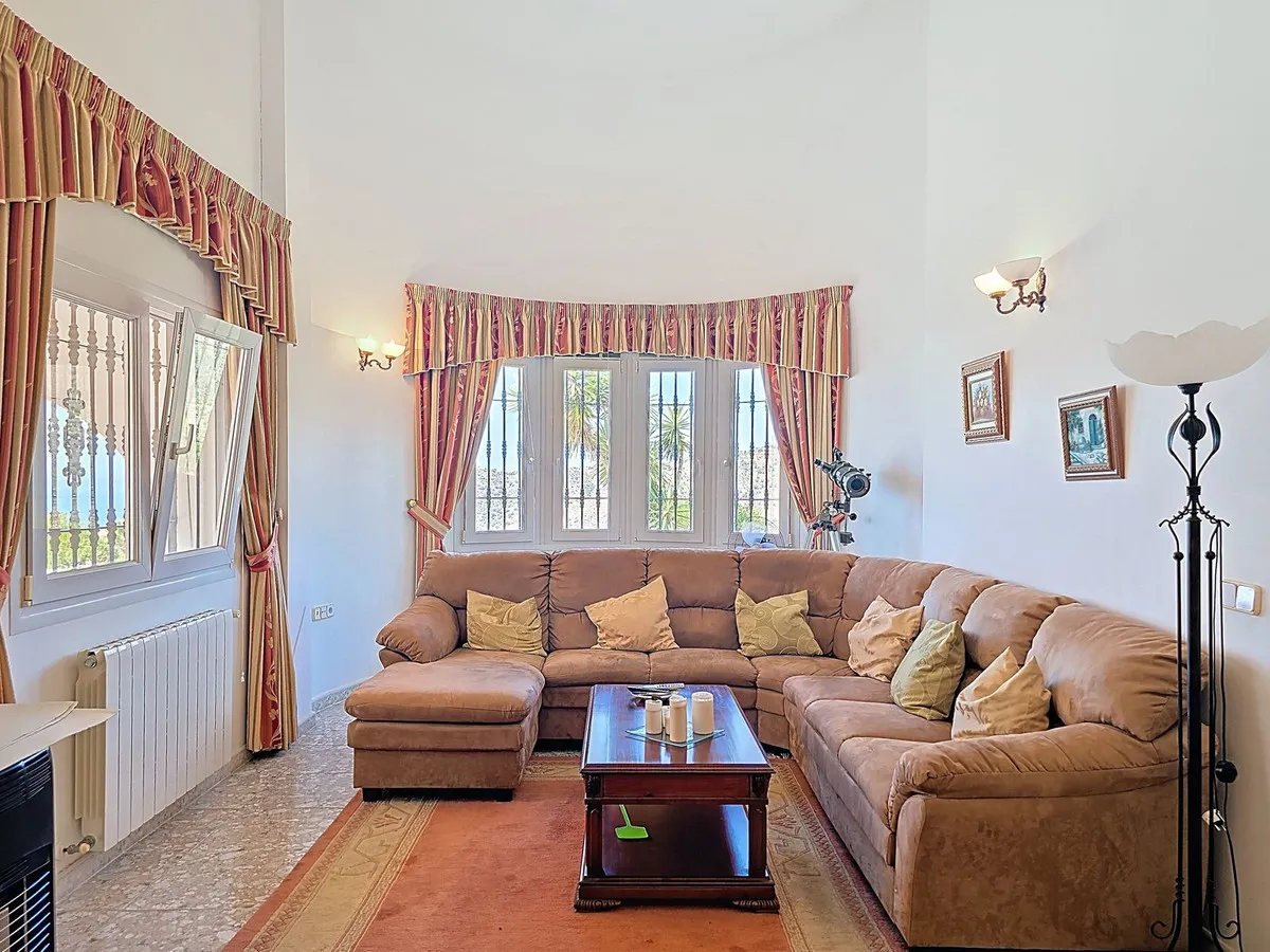 cfd16a18-e749-48c1-8417-635ff17f0018