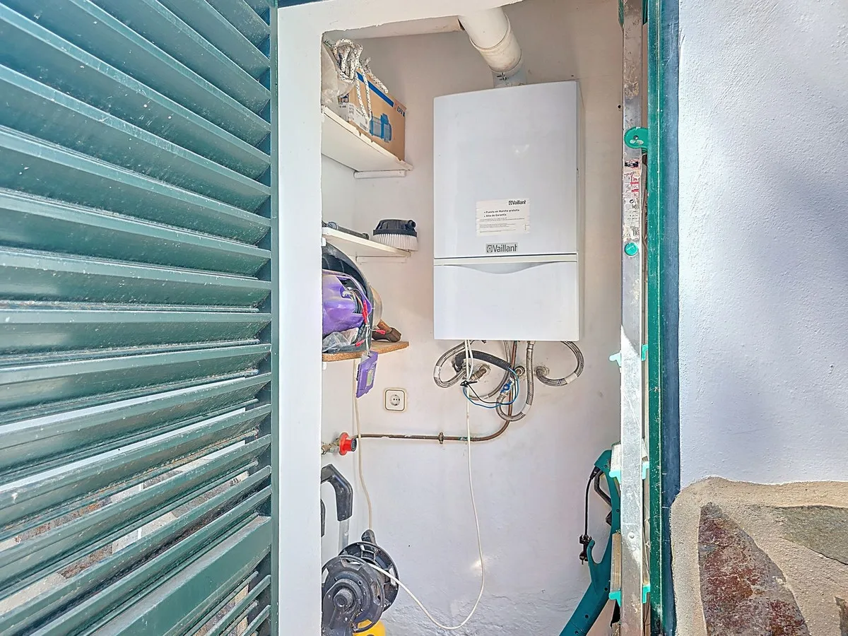 d79dbc98-fe4e-45fa-881e-523ea207a6dd