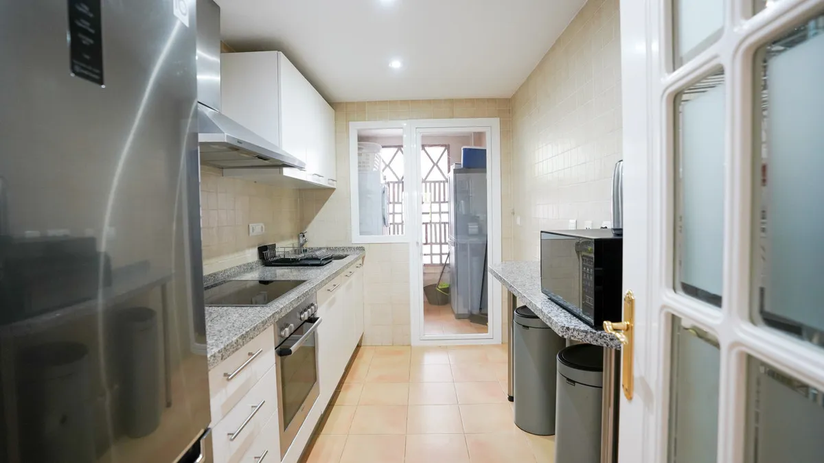 4d2eac61-85ef-4a14-b927-33b656e3ad5a