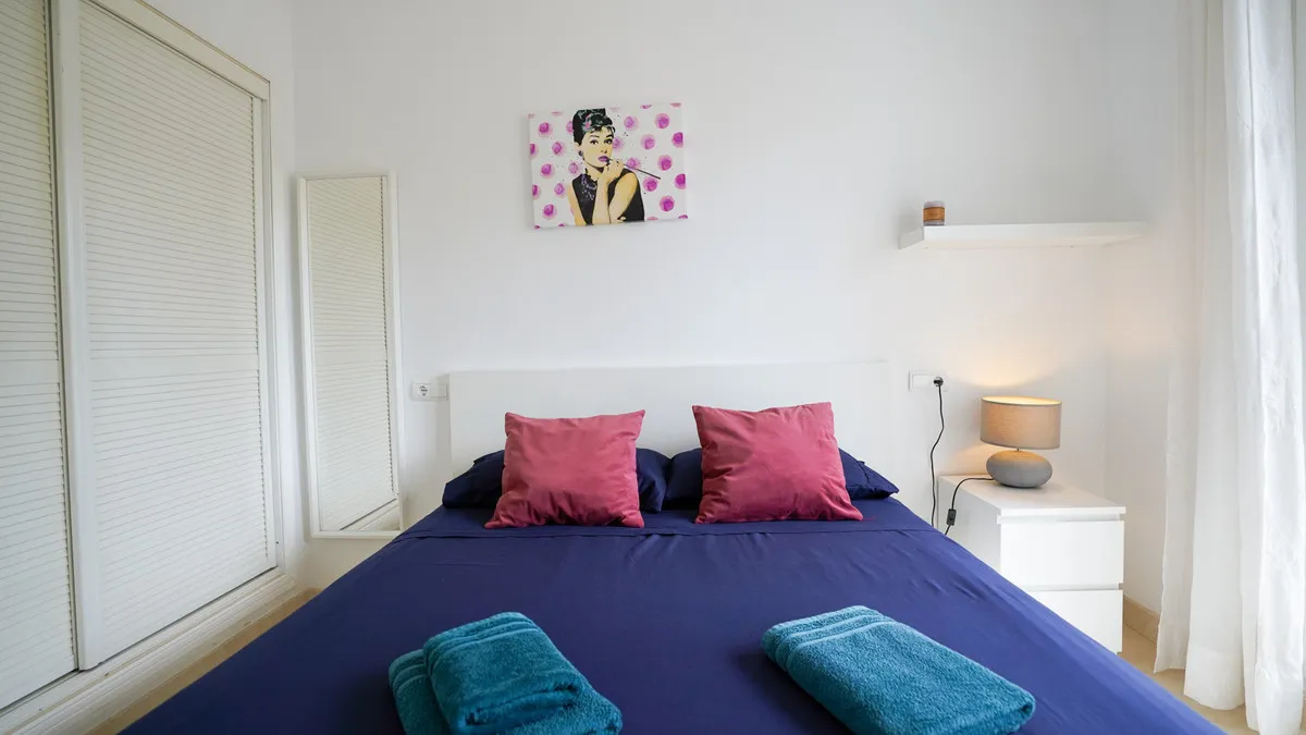 4f13b84d-7560-4136-b083-c7454a883bcd