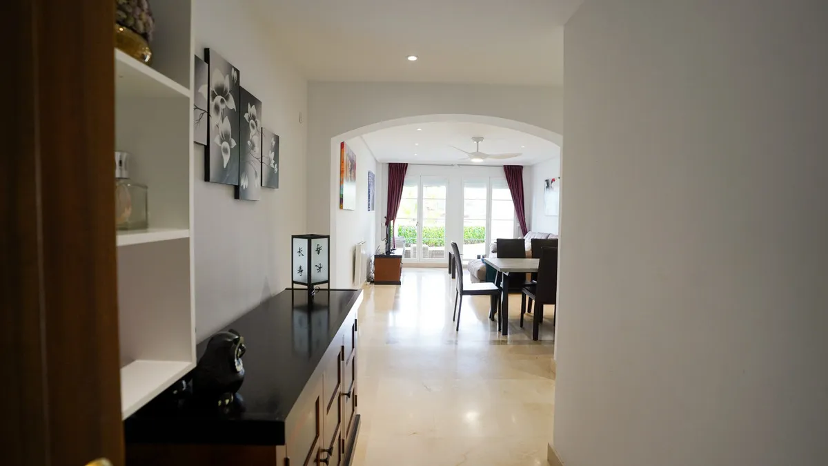 5b56bf1b-3aad-4578-aa3d-e150fbf2b63c