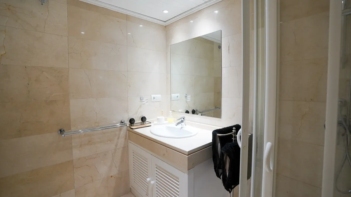 7b80d1f3-7d9a-466e-938d-87f705fb5f45