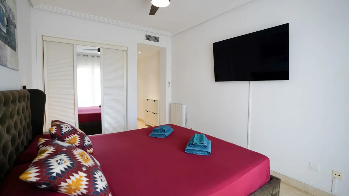 b15ef4dc-a030-4a82-a788-1ccf26827a62