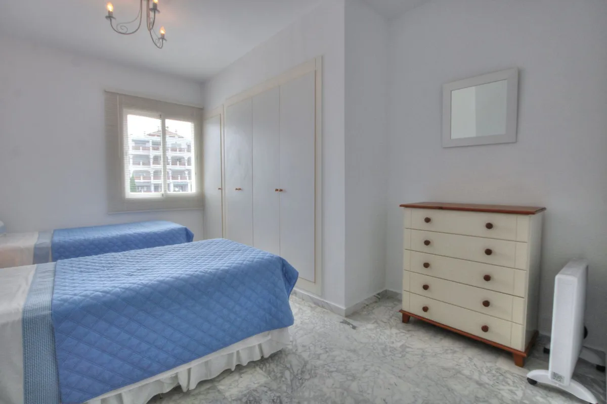 304d7f1d-83e0-4105-b523-1f52153705d2