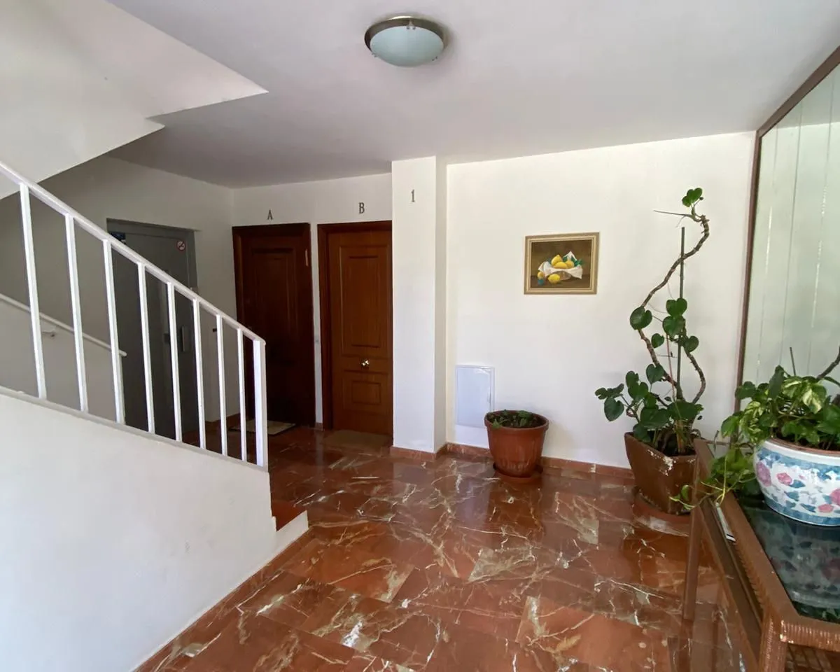 58097449-f138-43a5-9c9f-57ac661bf0d3