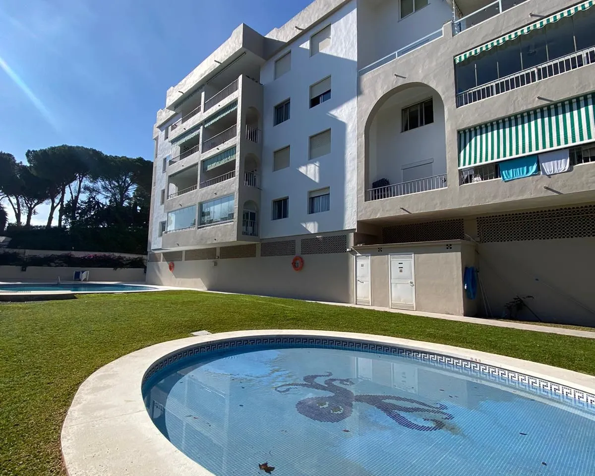 c818cc10-75d9-4945-bba2-2e3865eb71c0