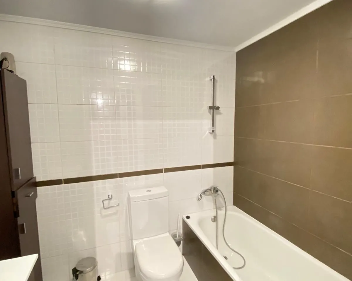 e2fd12b0-8714-4ae6-a68e-5a6f5035f5ab