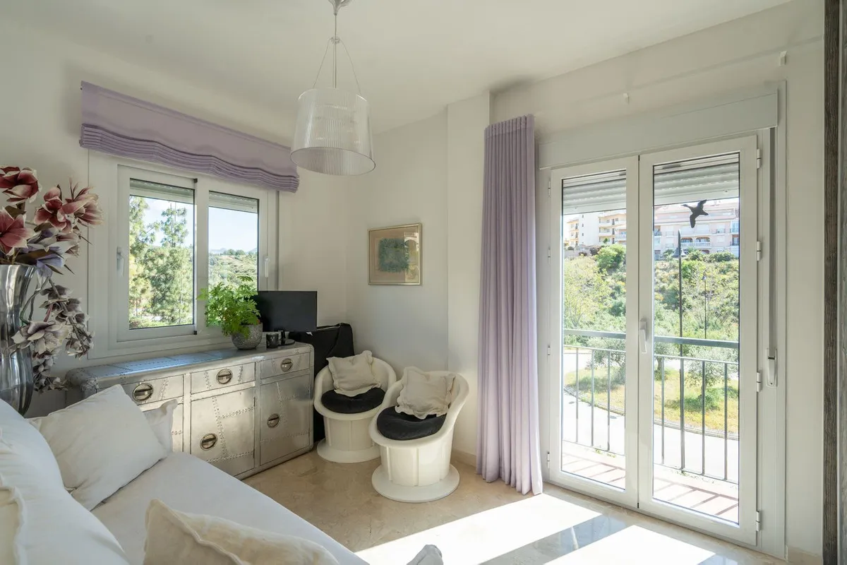 031f2a61-be6f-47e4-a304-db5138473f37