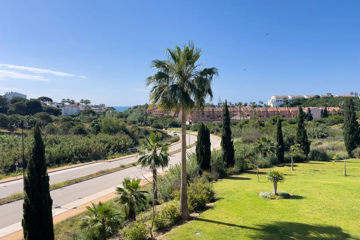 24e49ecc-21d3-41f1-b871-1b8534299fed