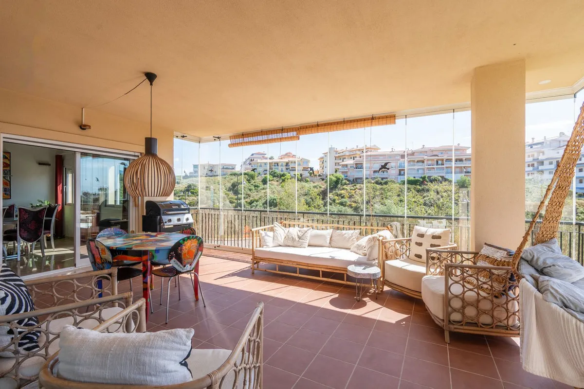 2f14535f-624d-4707-9727-f335f904b89f