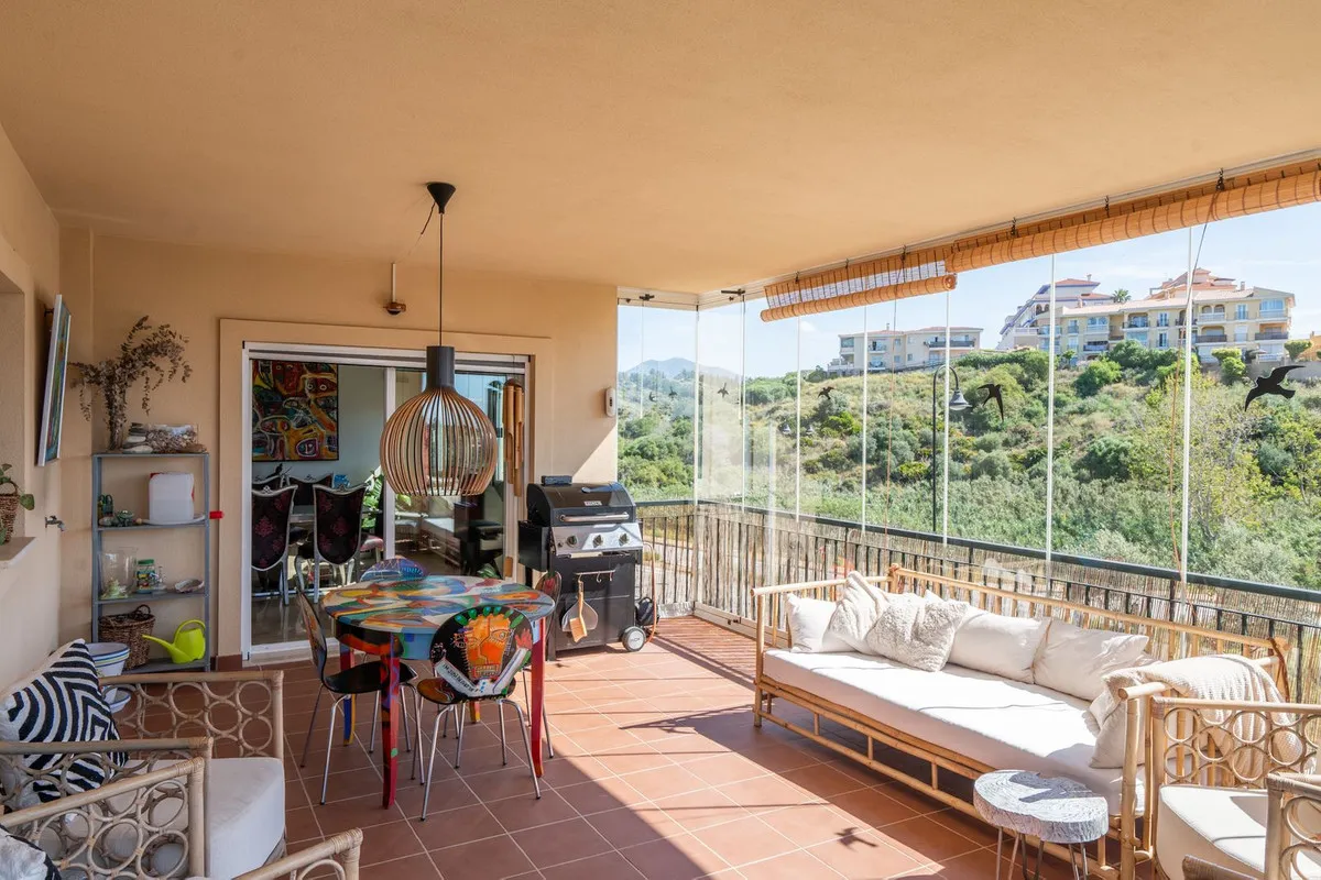 3ba033c1-65ba-48e1-90de-2c8e90b772de