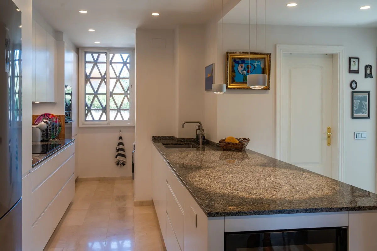 5e4635cb-3a3c-47ec-89b3-35a5ae481580