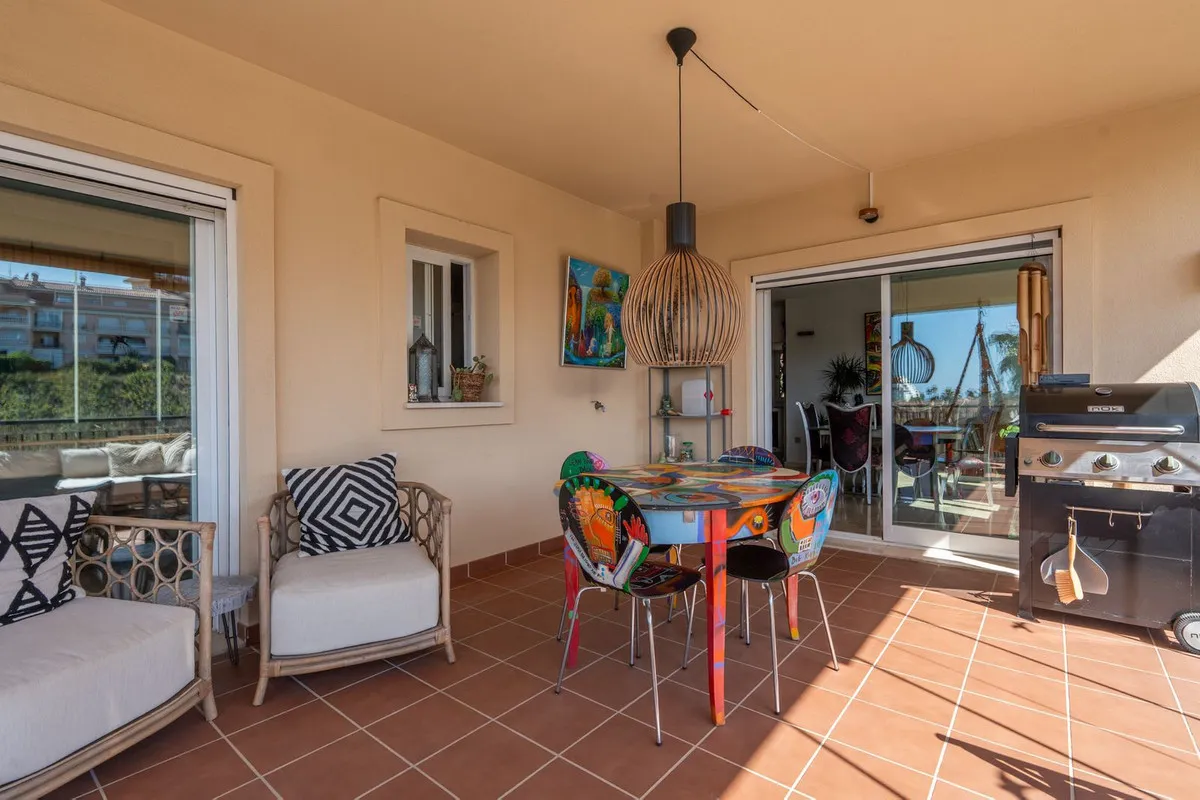 7a7a4a4c-b81a-421f-99ff-e52b5c1cc945