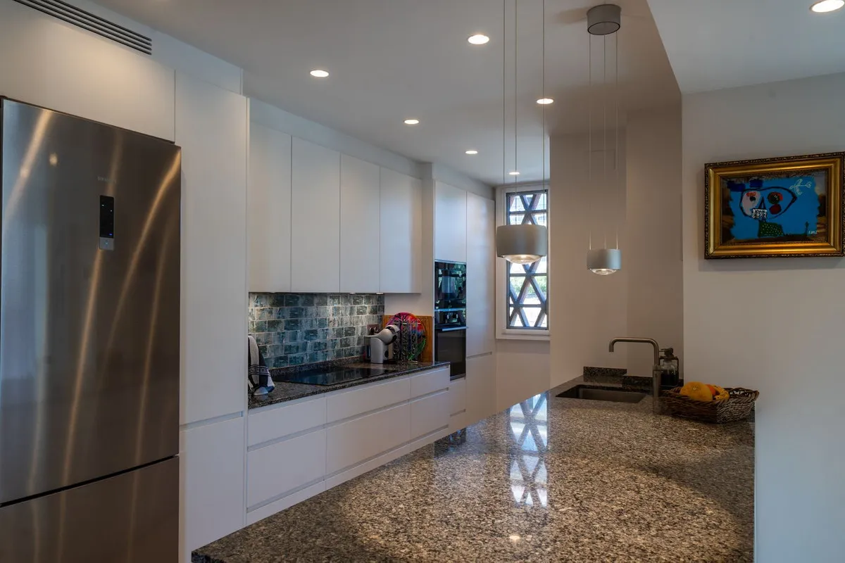 fde277e1-21e7-4bc3-a666-a95bdacdde18