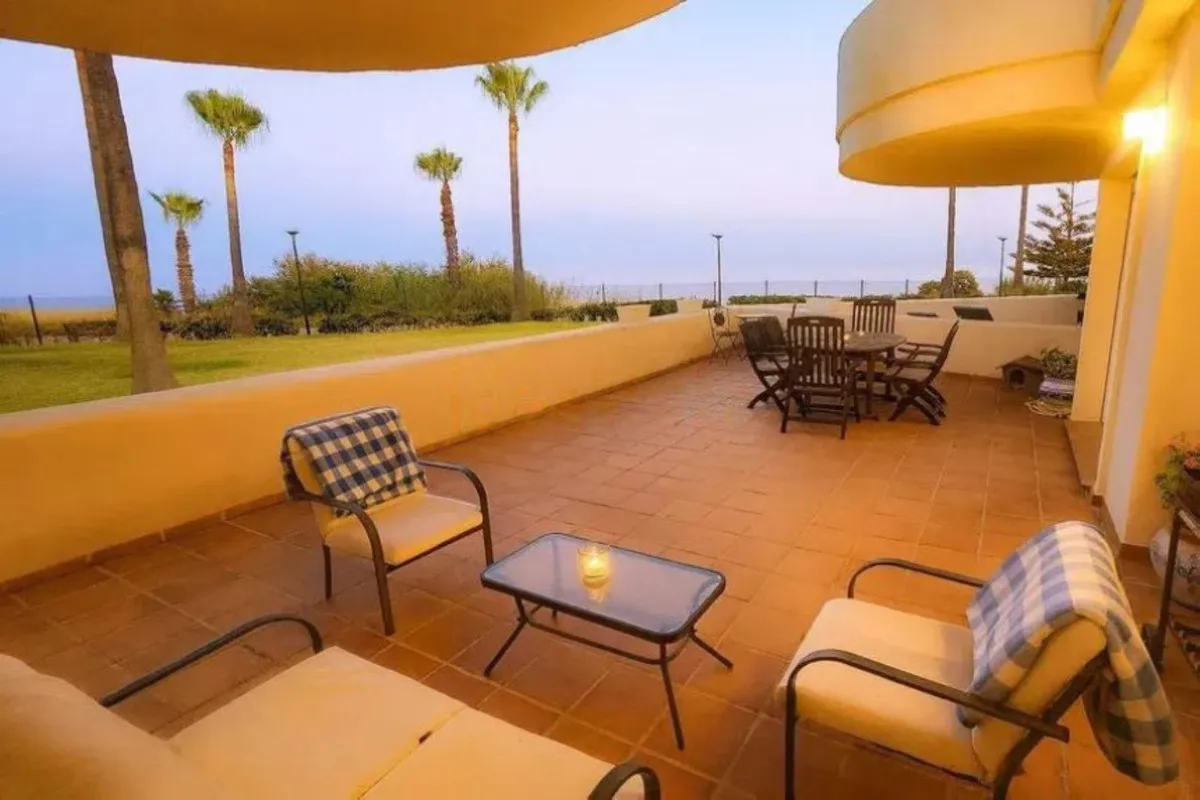 2252769a-9198-48b2-93c0-23b7127ccd81