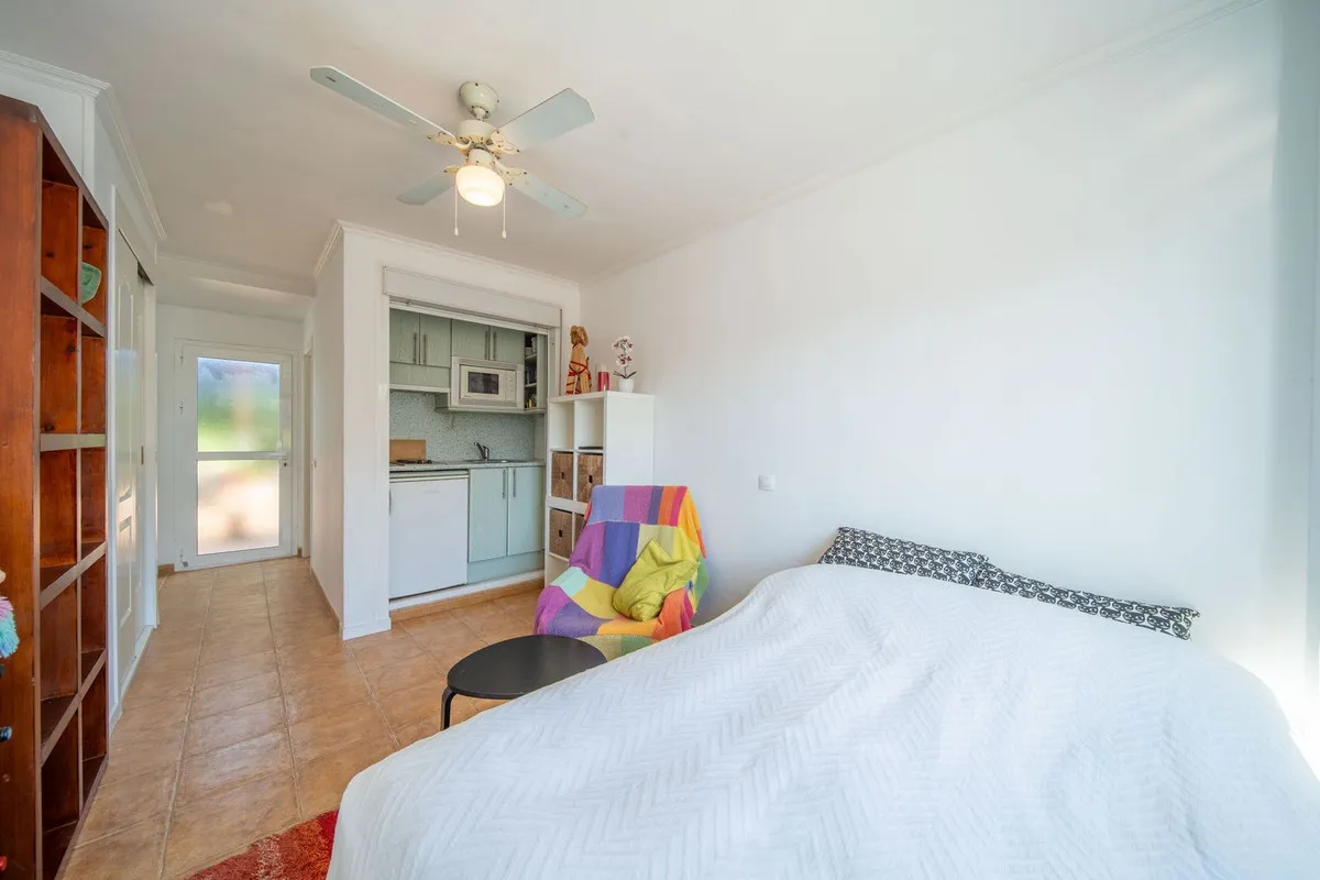 4c581ccd-12c4-4948-932e-e6137e9c08f9