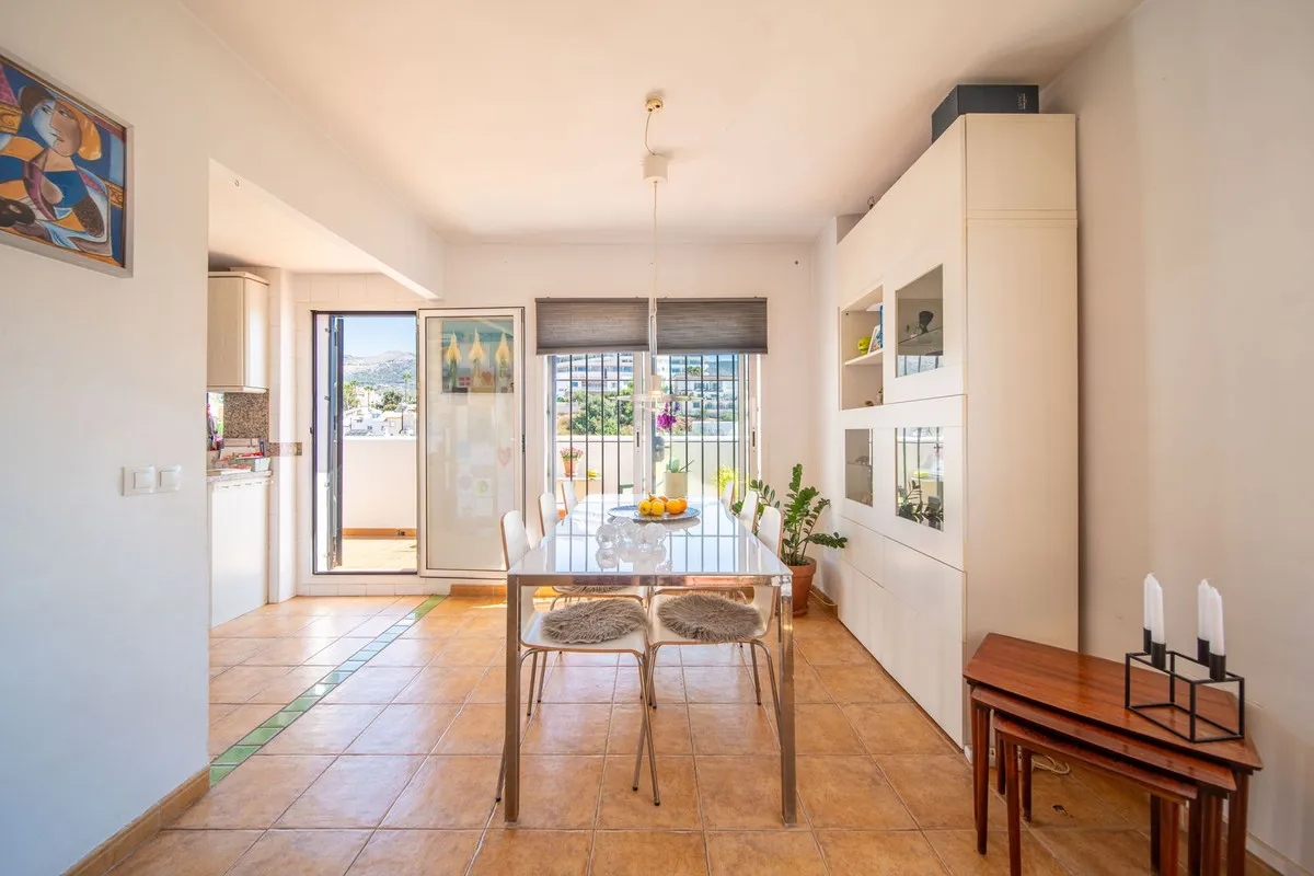 b36cd1b5-9b0f-48d4-b60b-8ef42fe3fb6f