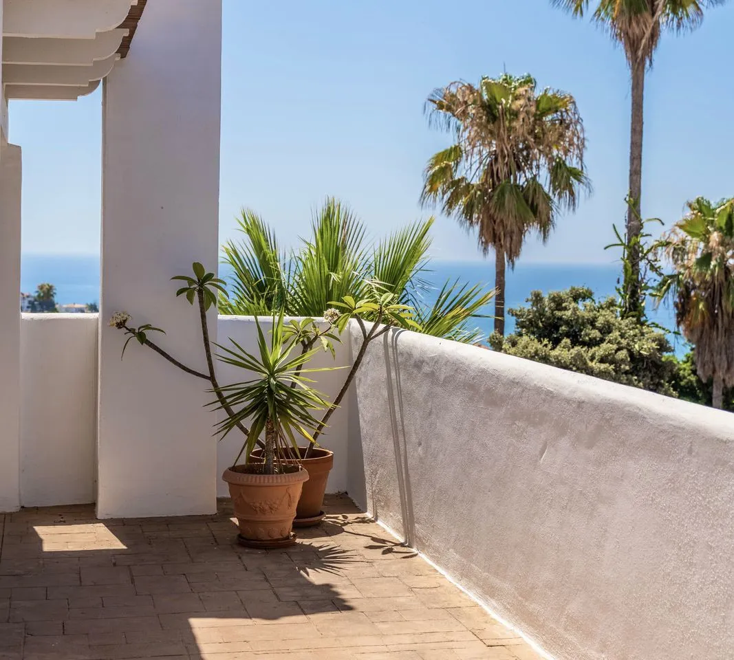 e13a8846-d40b-42c8-97b1-4ab494221804