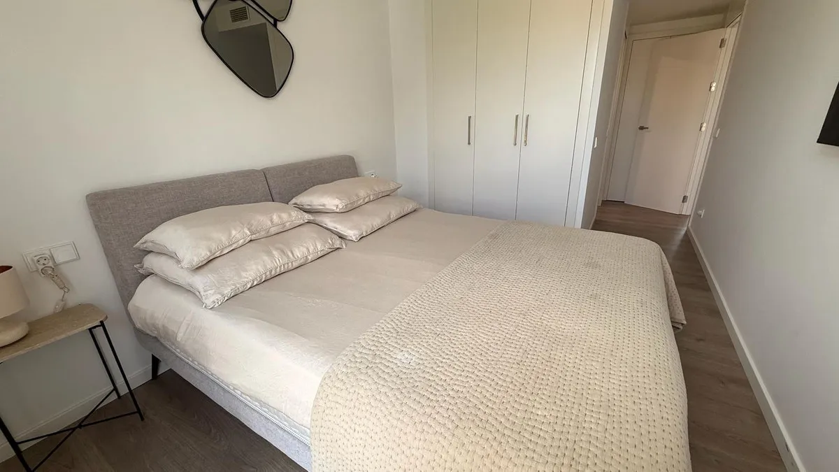 75fefa2e-f06e-49f4-8585-ec7080339c7b