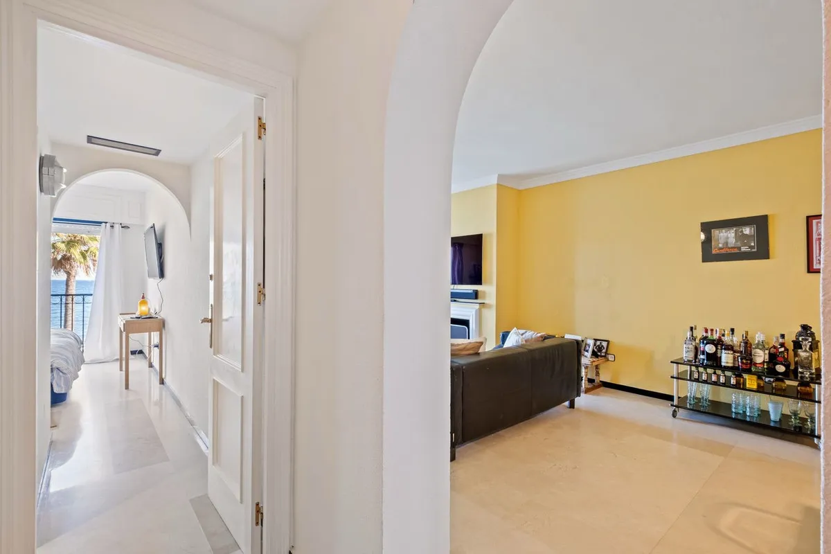 0232ee72-1897-441e-9cd2-7b6a87074958