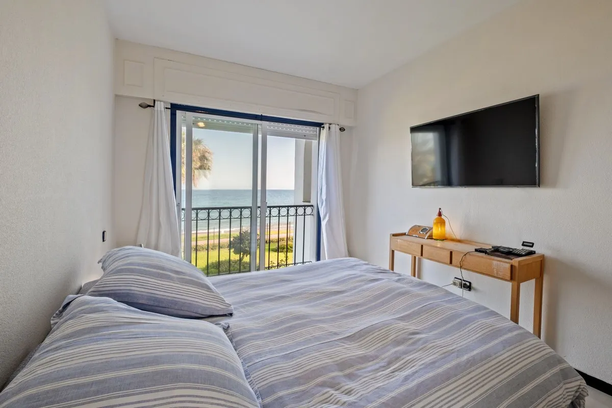 3de3eb84-f991-492e-b0a6-b8c1c7bf0c90