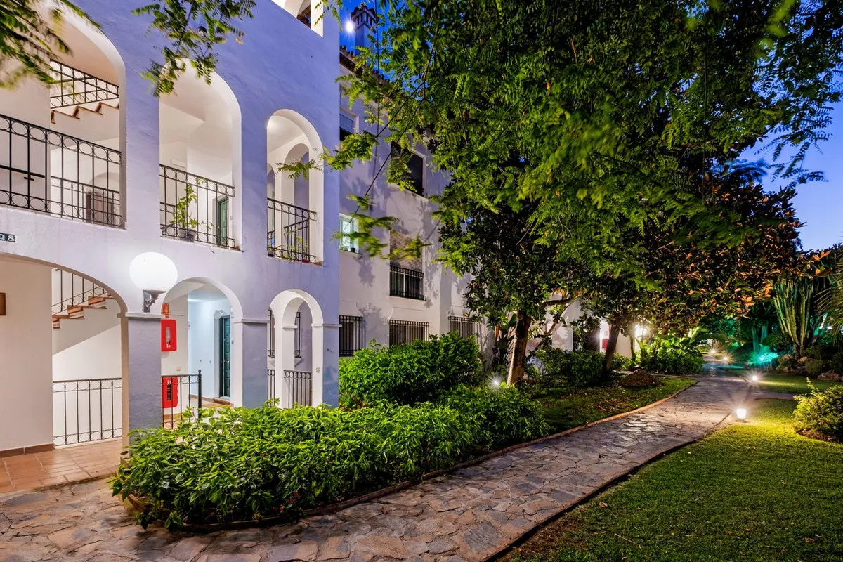 4832372a-58ee-43fa-a7f3-0cec71eec740