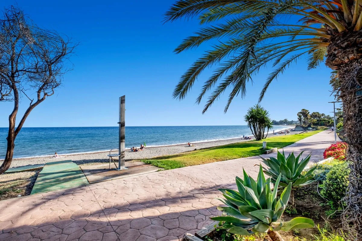 7f62c670-9116-43ac-aaca-750eaad96026