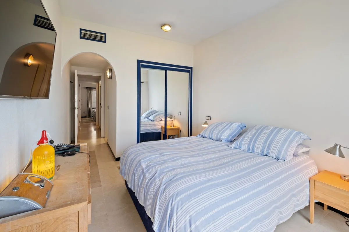 c21c2f6a-46e2-42f9-919a-6de49f9a6902