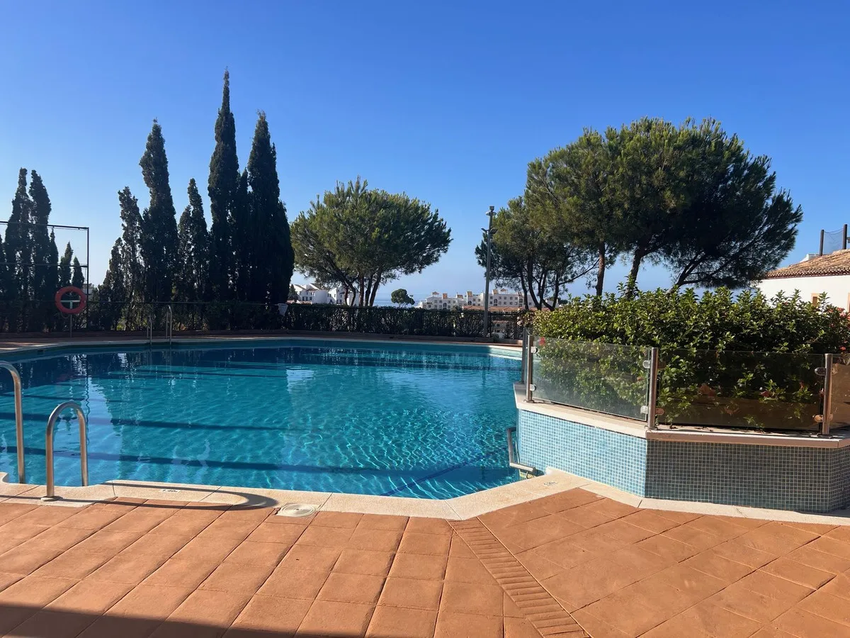 0dda3736-37db-4f0e-ae73-8c75cdb558f1