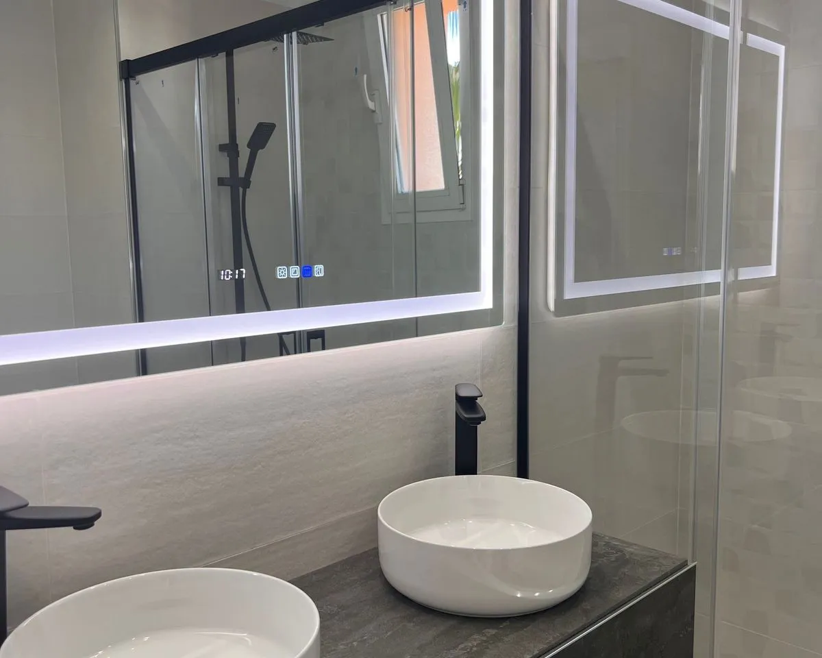 9ea0a0d9-2ffc-4d4e-82b6-c4d6f8ce0faa