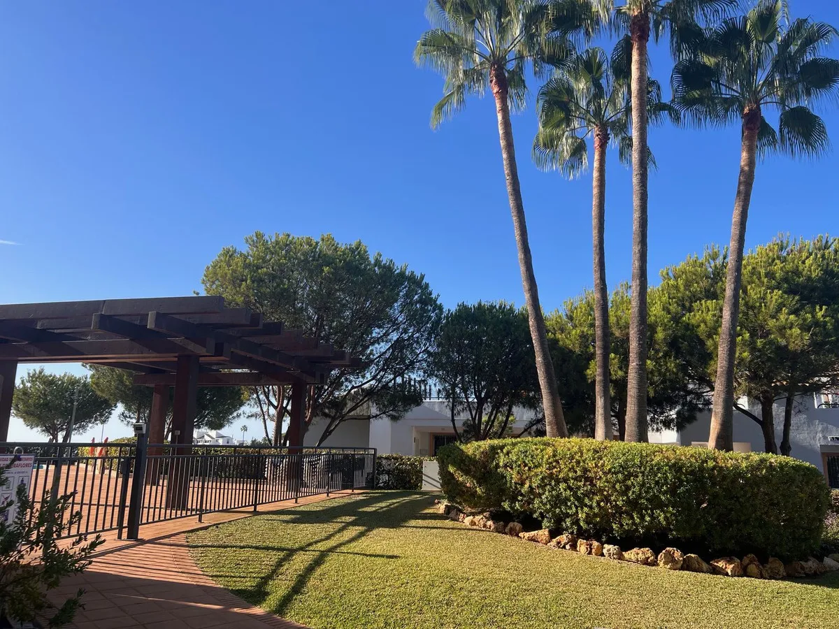 c61b373f-2c0c-4f44-9c3b-58a253daf8ff