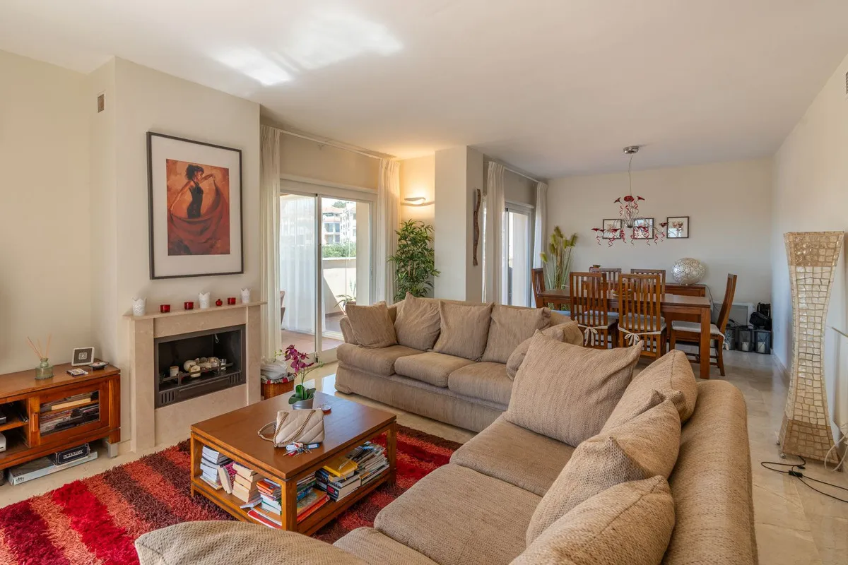 6c42ce35-ce88-483f-b9f2-8cc9d7e4b1d9