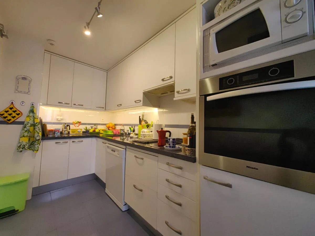 69ba7055-807d-4e8c-b6b3-e37419b0159b