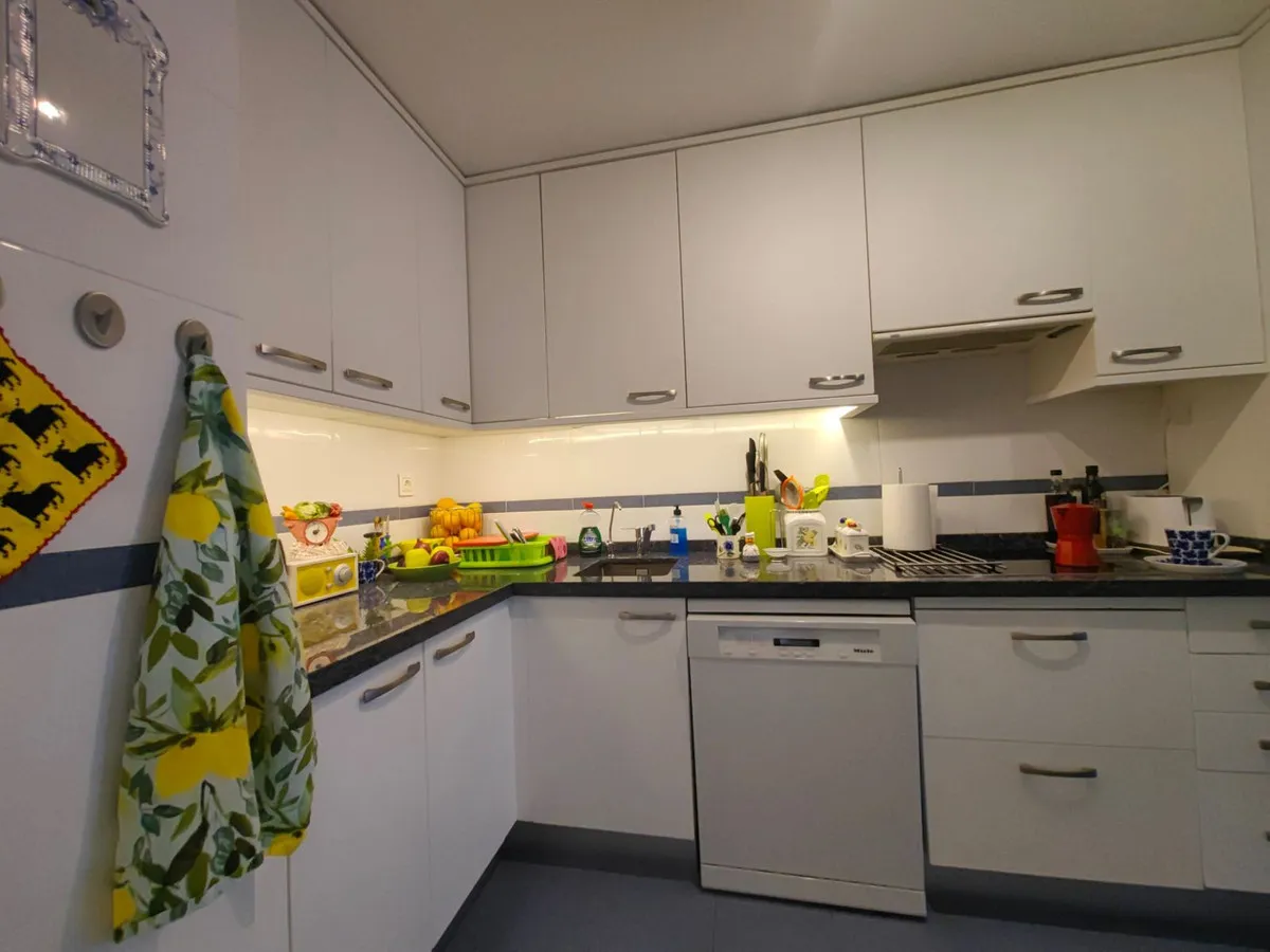 e27c0d5f-d580-4d09-9a61-d7ef0c66811d