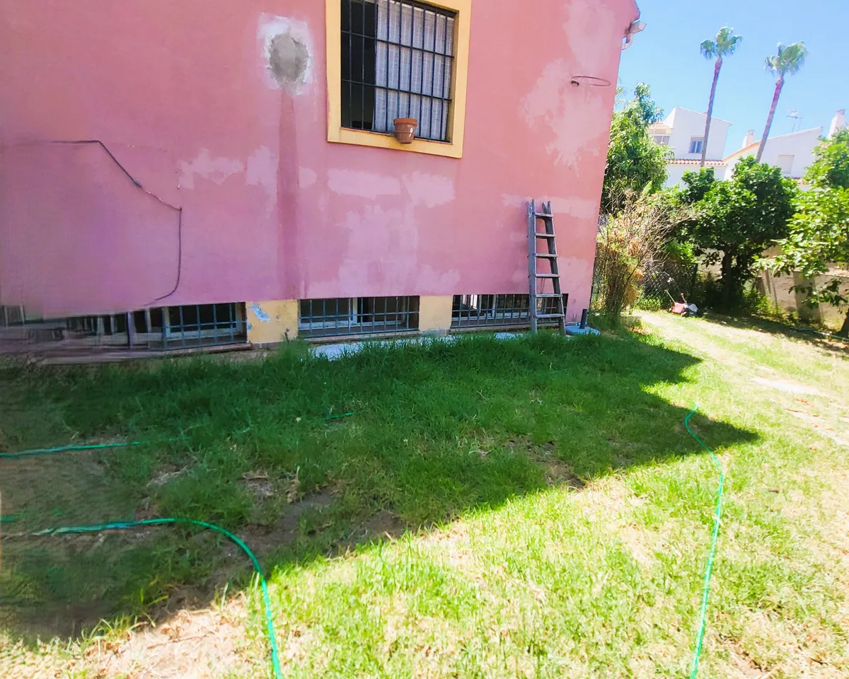 0b3bafa9-b0d9-45c8-8033-71d95c9dd825