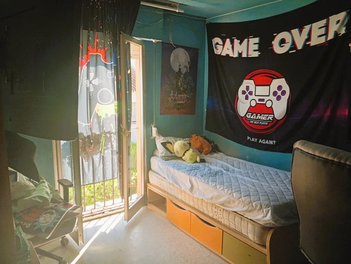 c211aada-cb99-42d8-b9a0-859467529d2b