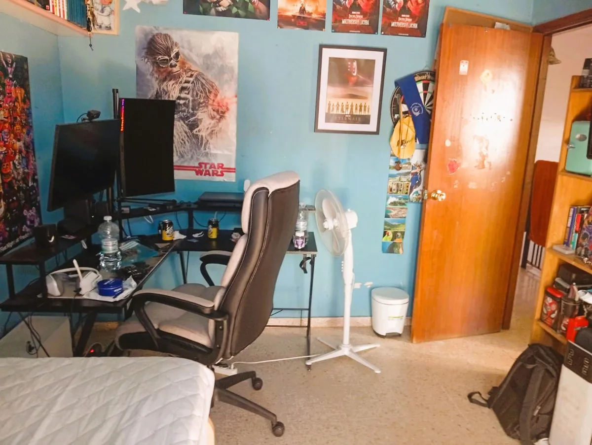 fb0c40dc-6707-4c1b-888e-97ddfac3f845