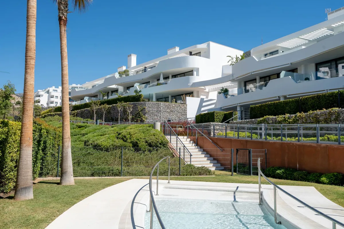 bc1c953f-f2a0-4660-9cbe-6b4d23b36c4f