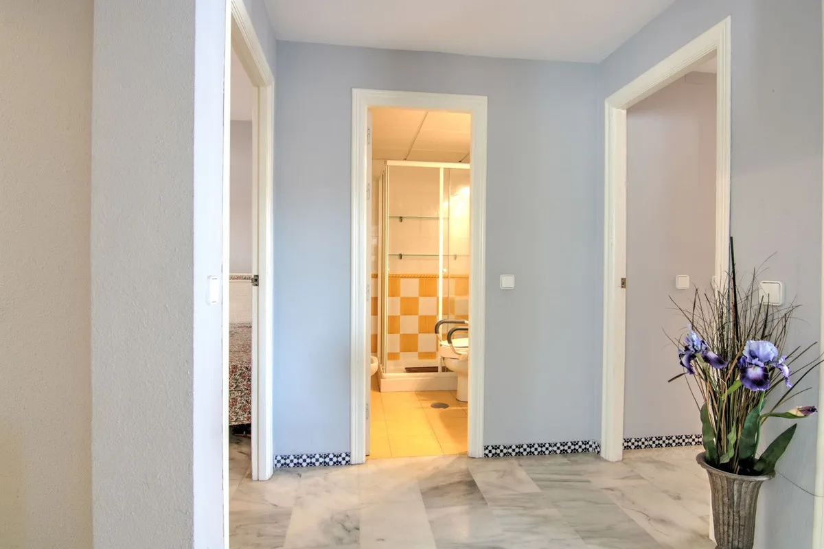 775bb579-ebbc-4418-bd0e-93e7bfde3d3c