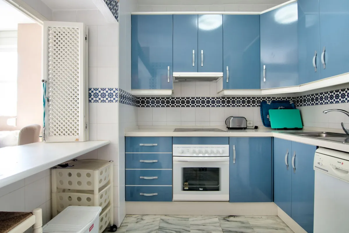 872350d3-a8a6-42a1-9110-2fc439afef3a